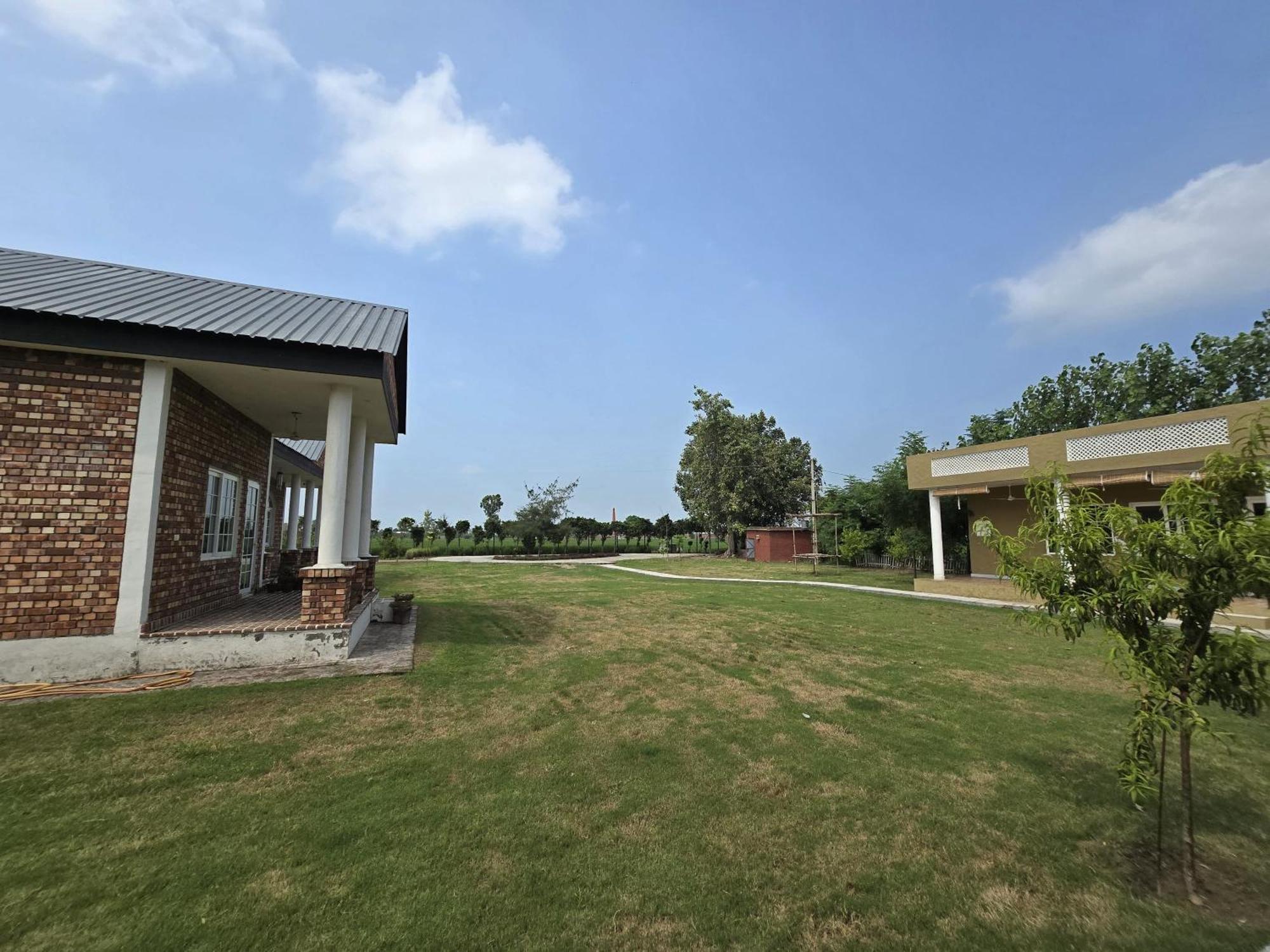Rustic Roots Farm Stay Attari Ngoại thất bức ảnh